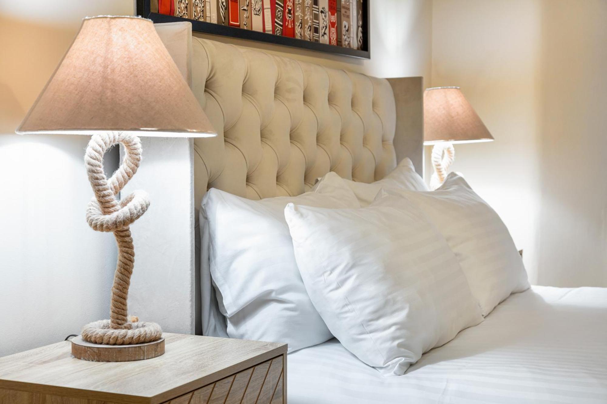 Elegant Kensington Apartment With Patio ロンドン エクステリア 写真