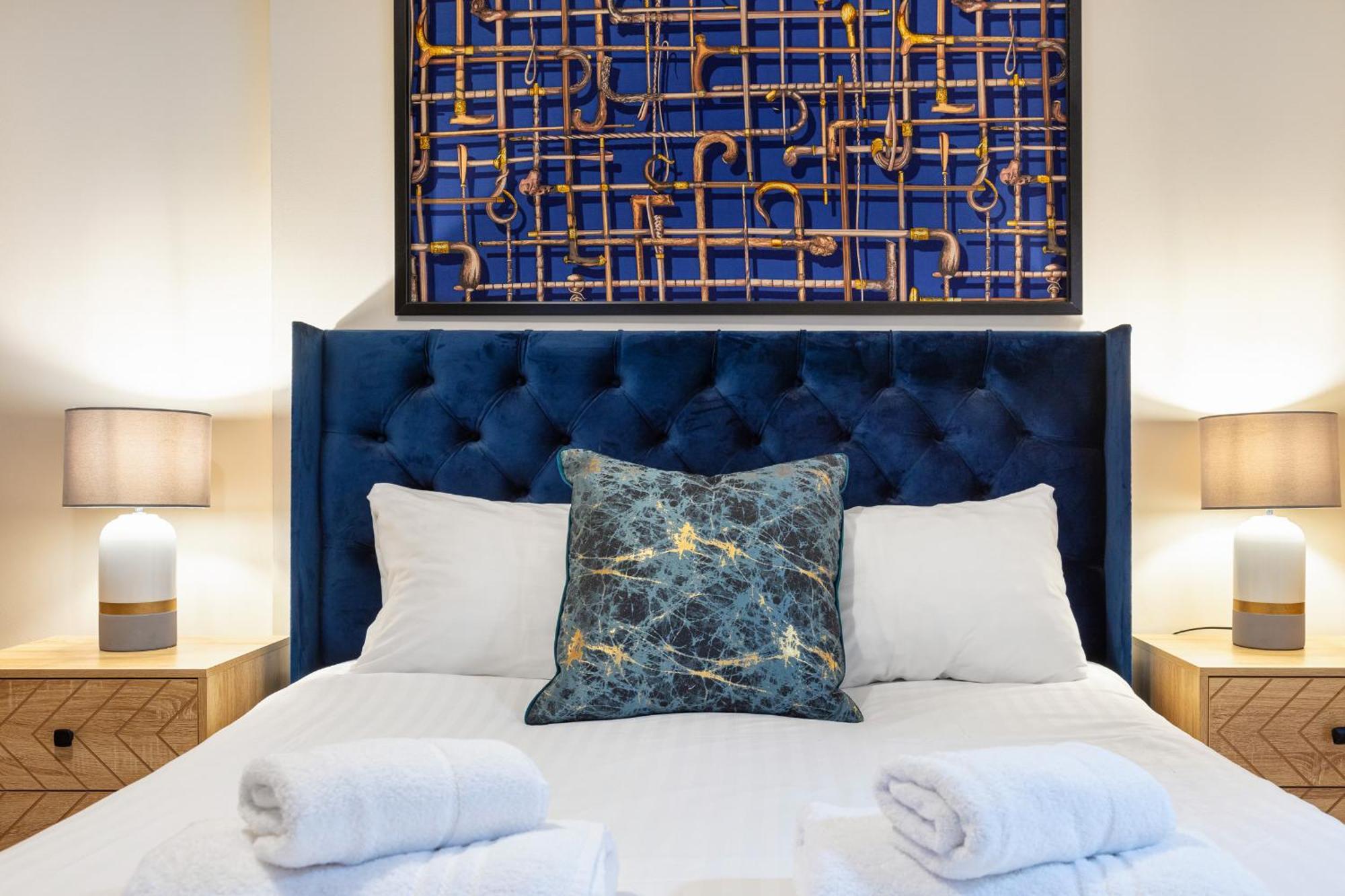Elegant Kensington Apartment With Patio ロンドン エクステリア 写真