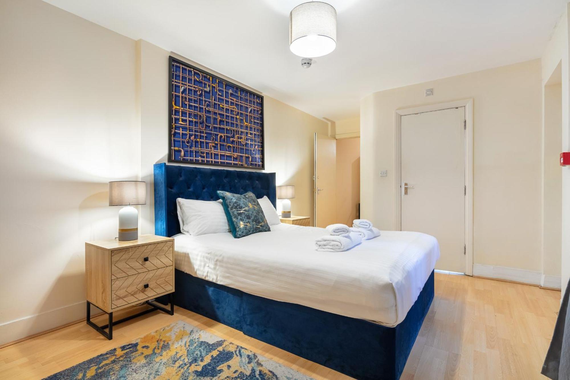 Elegant Kensington Apartment With Patio ロンドン エクステリア 写真